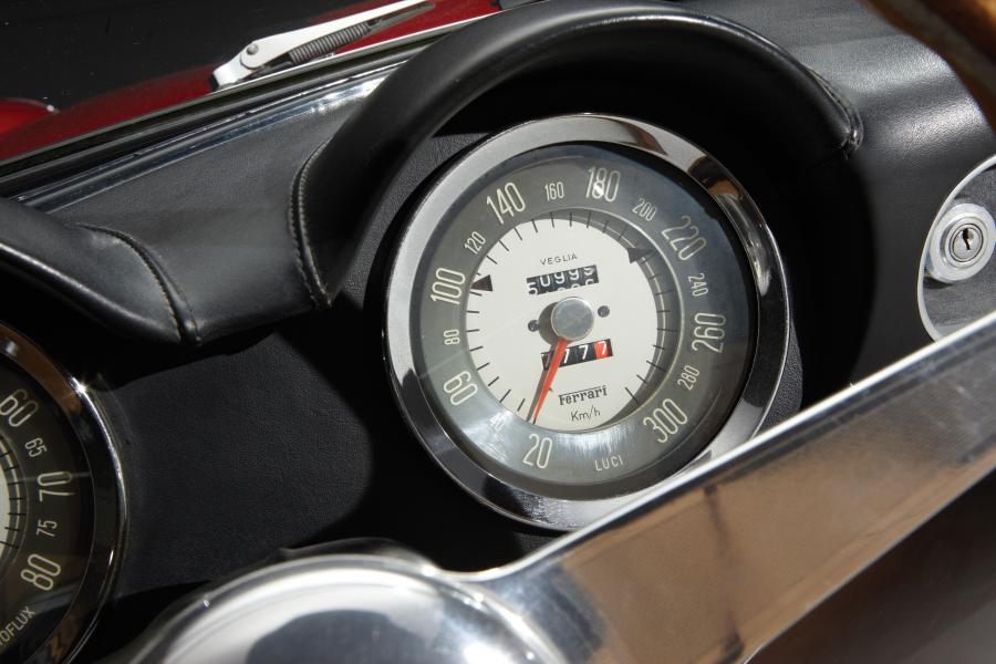  Ferrari 250 GT California 1962 года  (фото 4 из 29)